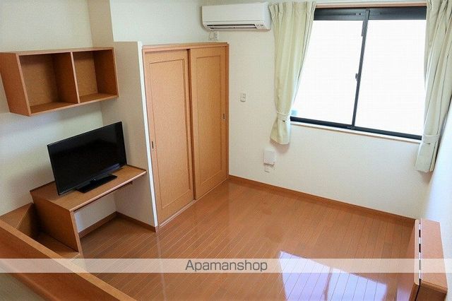 レオパレス高草の内装写真
