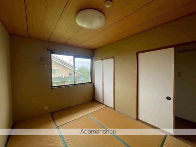 クイーンズ4の内装写真