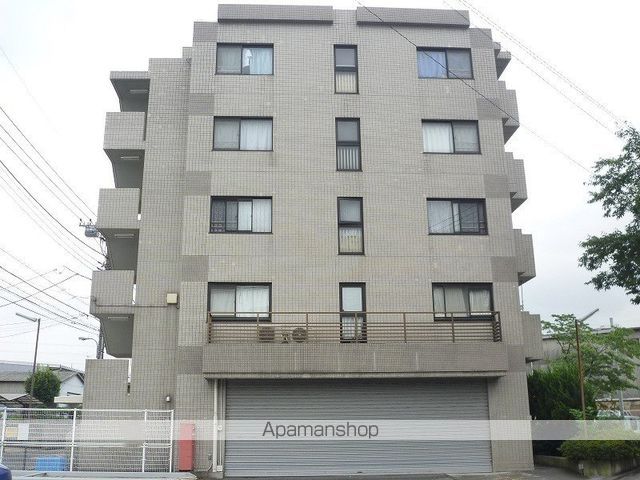オーネストの外観写真