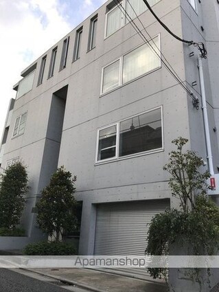 東京都世田谷区代田６丁目[1R/24.67m2]の外観2
