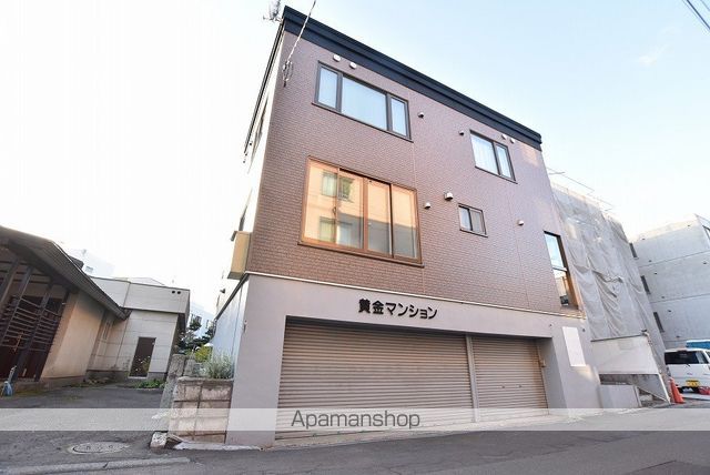 黄金マンションの外観写真