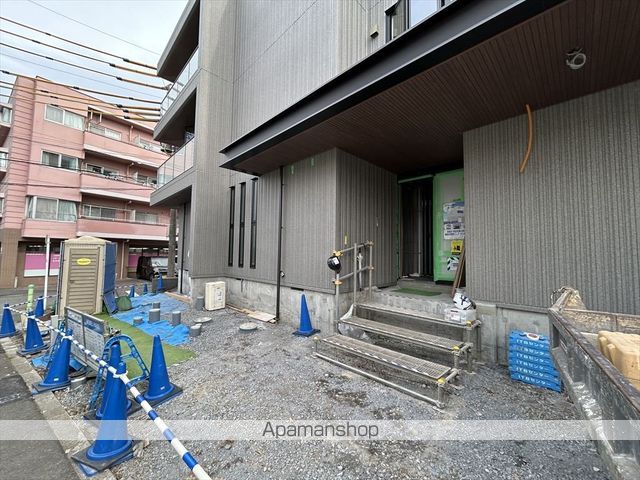 オカバ八王子堀之内ヘーベルメゾンの玄関写真