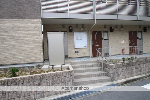 クレイノヒローム豊中南の玄関写真