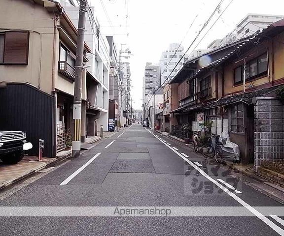 クローナコート烏丸御池の周辺写真