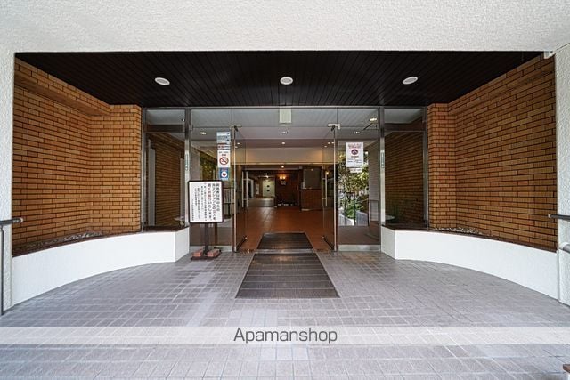 コープ野村梅田A棟の玄関写真