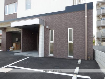 サン・ミッシェル[1R/36.17m2]の外観2