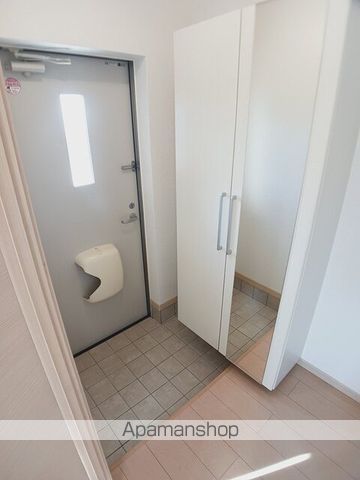 プレシュー 川南の内装写真