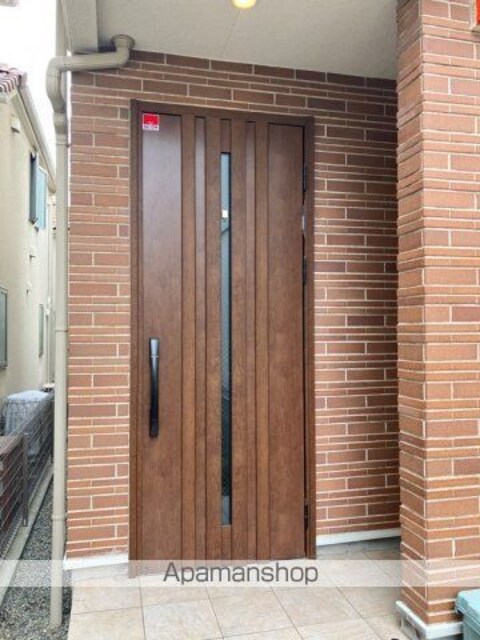 八幡山戸建[3LDK/89.2m2]のエントランス