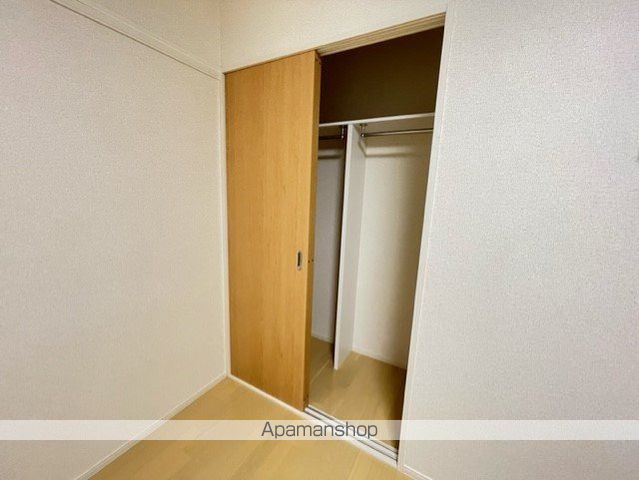 クレイノスターIIIの内装写真
