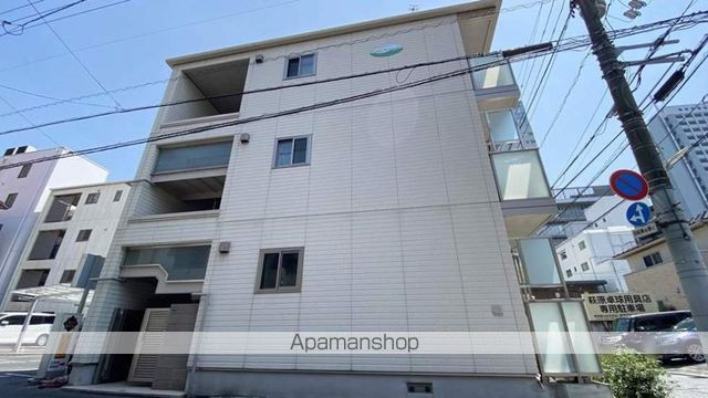 シロッコ西口の外観写真