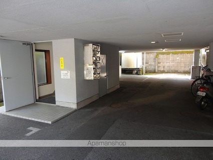 サンハイツ上町３[1R/14.8m2]のロビー