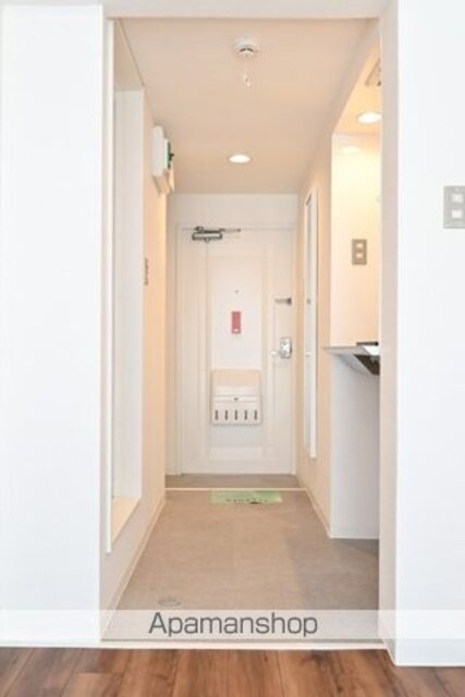 トップ三軒茶屋第４[1R/16.07m2]の玄関1