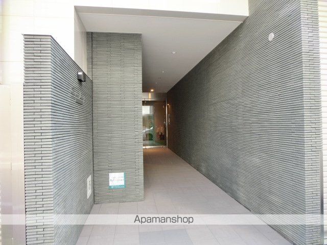 カーサ ラピスの玄関写真