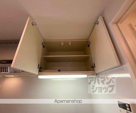 リヴェール綾堀川の内装写真