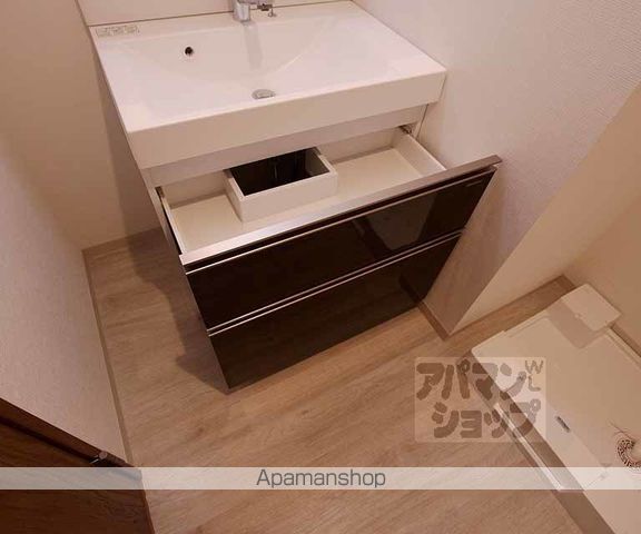 THE RESIDENCE 二条駅前の内装写真