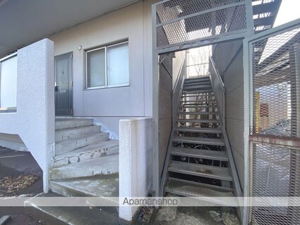 グロリアハイツ若松[3LDK/77.9m2]のエントランス1