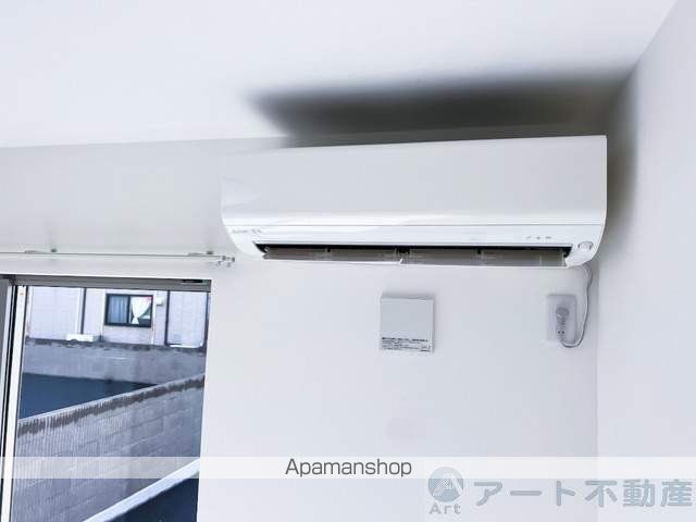 MHTメゾネット勝岡 M棟の内装写真