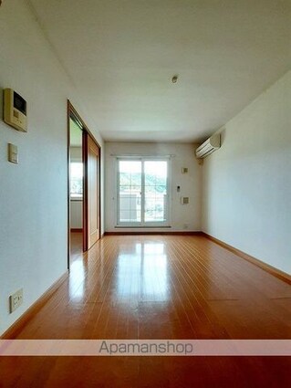 グランド・ライン大西[2LDK/57.22m2]のリビング・居間