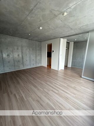 東京都渋谷区初台１丁目[1LDK/36.66m2]のリビング・居間