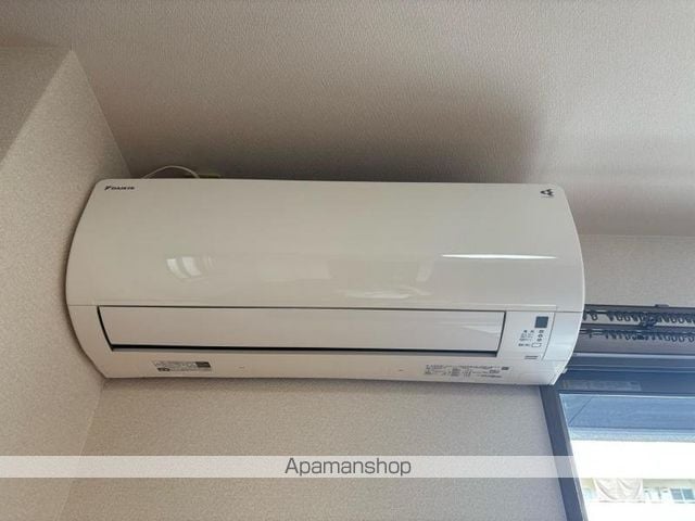 ノンニーナ蔦の内装写真