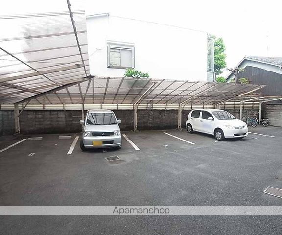 ロイヤルマンション下鴨の外観写真