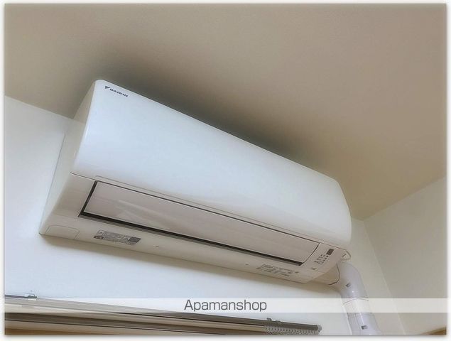 クロスレジデンス大阪新町の内装写真