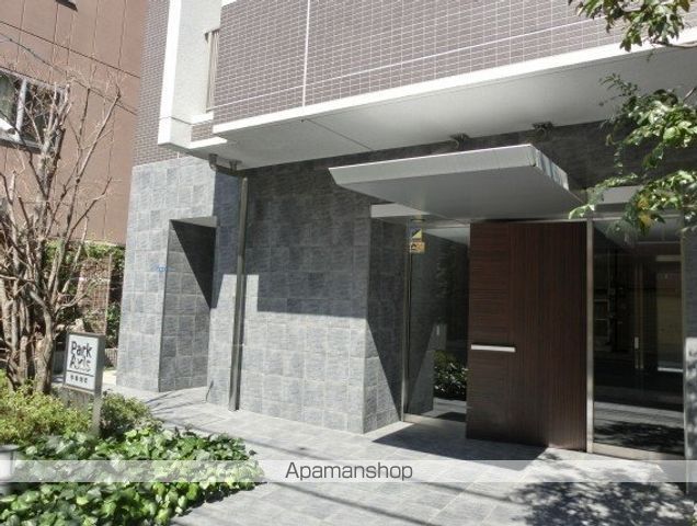 パークアクシス仲御徒町の玄関写真