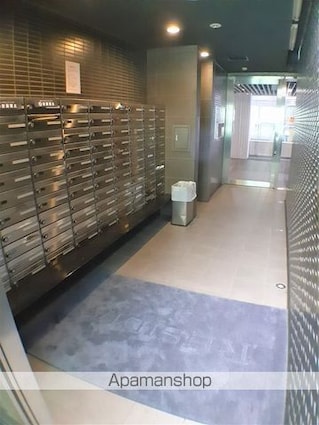 レジディア市谷薬王寺[1R/20.01m2]のエントランス
