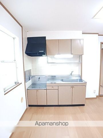 コンフォート茶臼山Bの内装写真