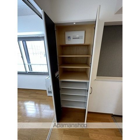 ラペズマンN4の内装写真