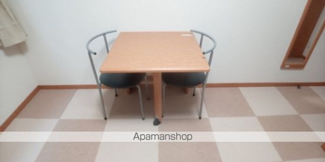 レオパレスヌーボフカサカIIIの内装写真
