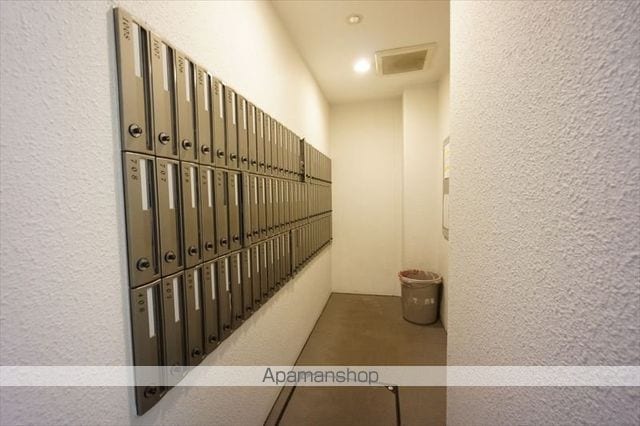 リベール名駅南の玄関写真