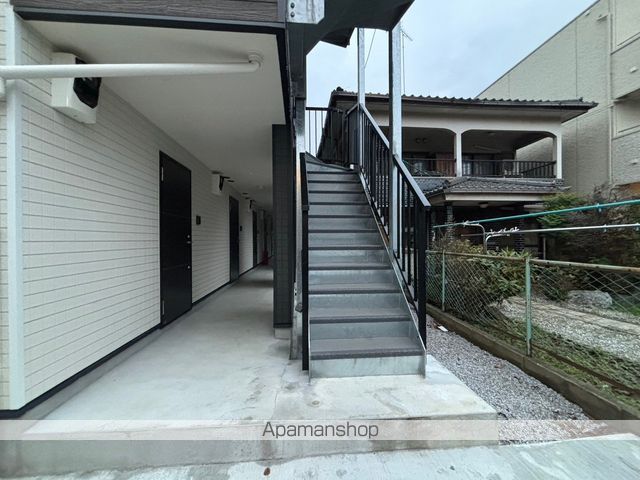 BACE上和田の玄関写真