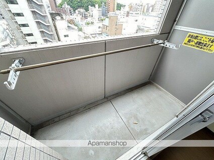 広島県広島市南区的場町１丁目[1K/24.7m2]のバルコニー