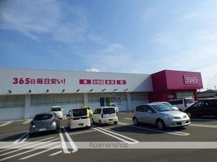 ＬＩＶＥ－ＴＯＷＮ室屋町[1DK/21.99m2]の周辺3