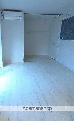 シャトル不動院前の内装写真