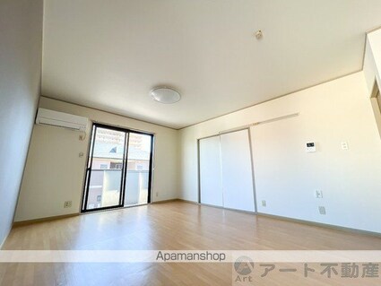 セゾン・ド・フローレス[2LDK/53.68m2]のリビング・居間