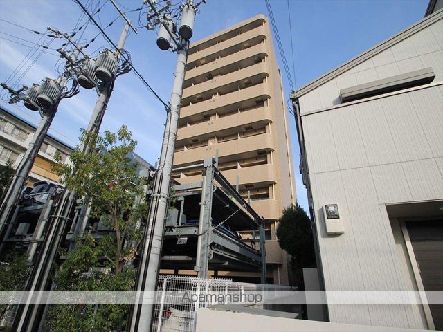 WGB江坂の外観写真