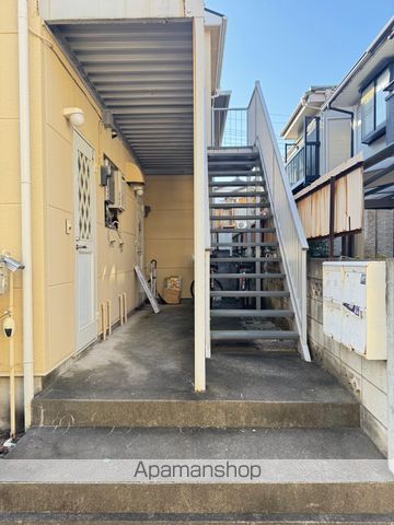 上広谷住宅の玄関写真