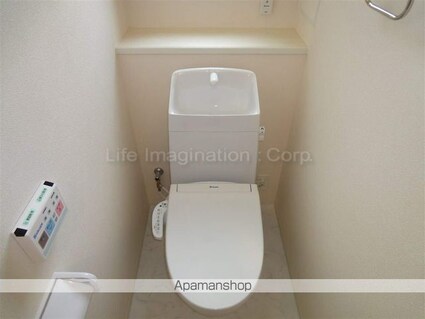 Ｐｌａｉｓｉｒ　Ｃｈａｔｅａｕ[2LDK/59.24m2]のトイレ