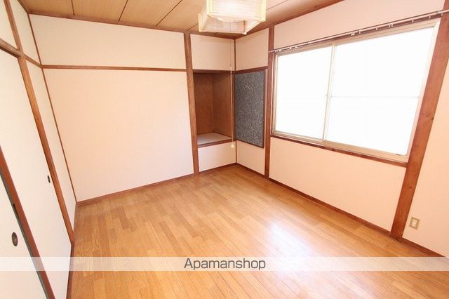 岩本アパート鶴崎の内装写真