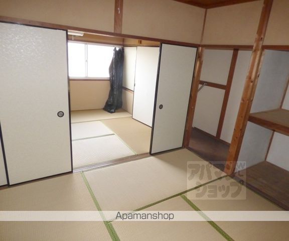 修学院坪江町貸家の内装写真