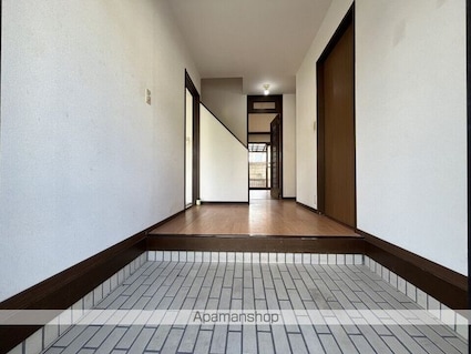 水口町山３９１９[5LDK/107.27m2]の玄関