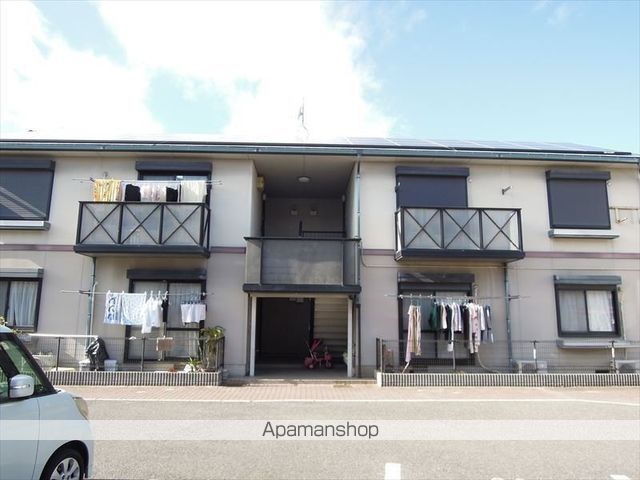 サンプレイス貝塚の外観写真