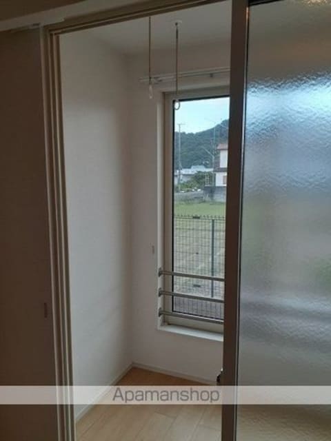 コーネリア西浜Ⅱ[1LDK/50.42m2]の内装1