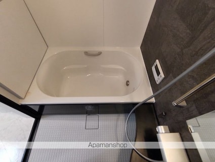 グランドソレイユ元町[1R/48.63m2]のバス