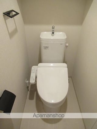 東京都新宿区西落合４丁目[1K/25.54m2]のトイレ