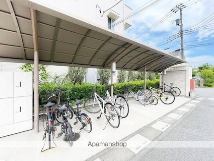 リヴィエール[1R/27.84m2]の内装2