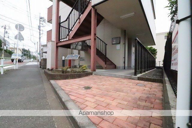 インビック松原[1R/25.72m2]のエントランス3