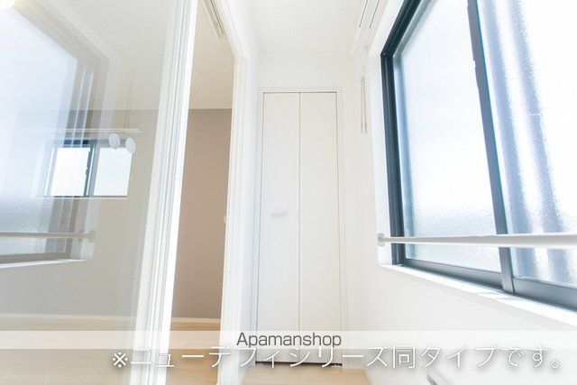 アイウィング IIの内装写真